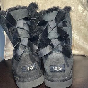 Ugg boots (women size 5)